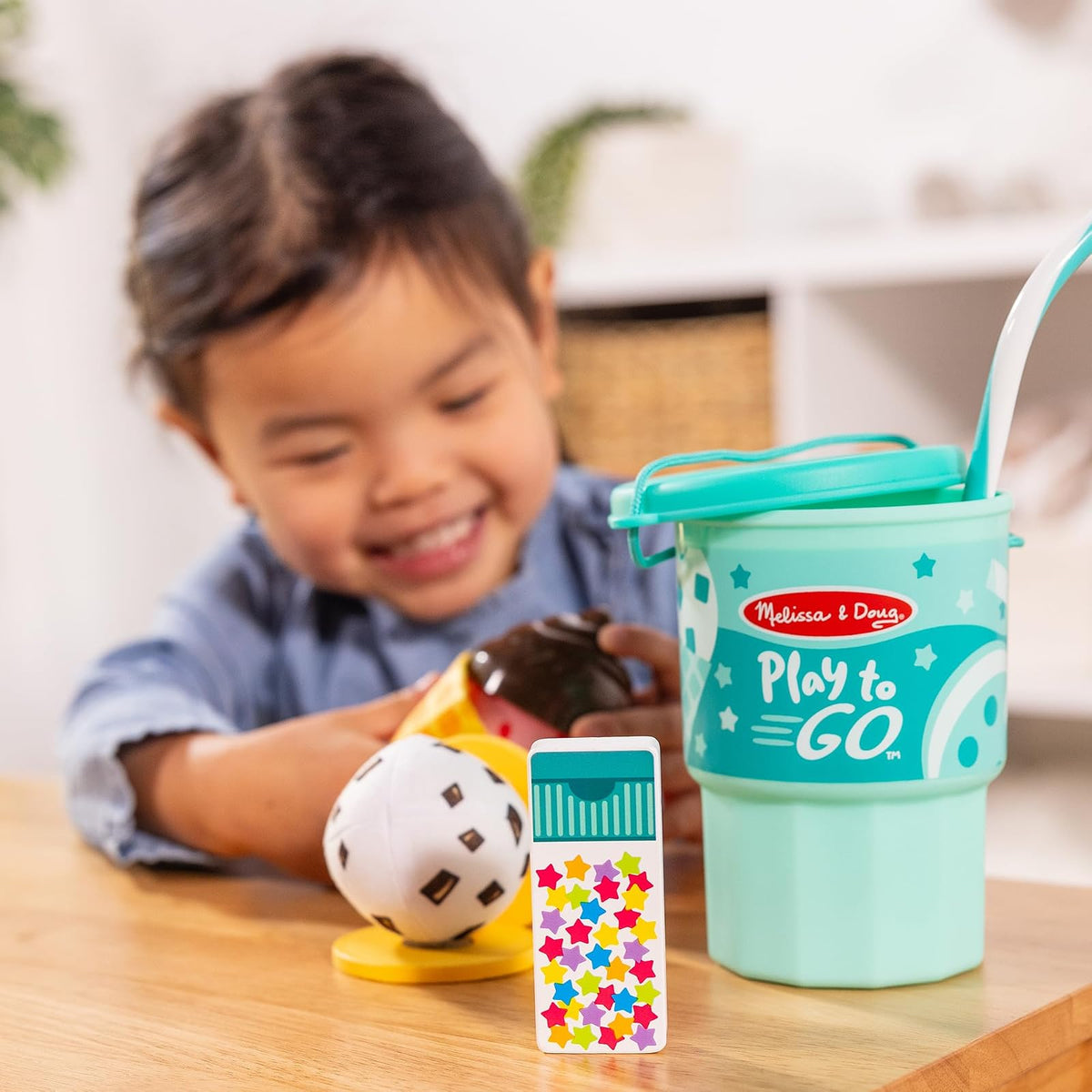Melissa & Doug Play to Go - Paquete de 2: Pastel y Galletas y Helado, Juguetes de Viaje para niños y niñas de 3 años en adelante