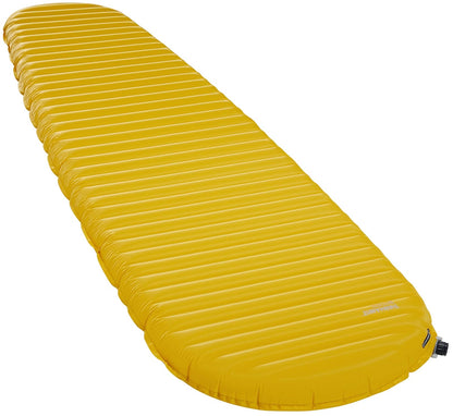 Therm-a-Rest NeoAir Xlite NXT - Cojín de Dormir Ultraligero para Acampar y mochilero, Destello Solar, Regular