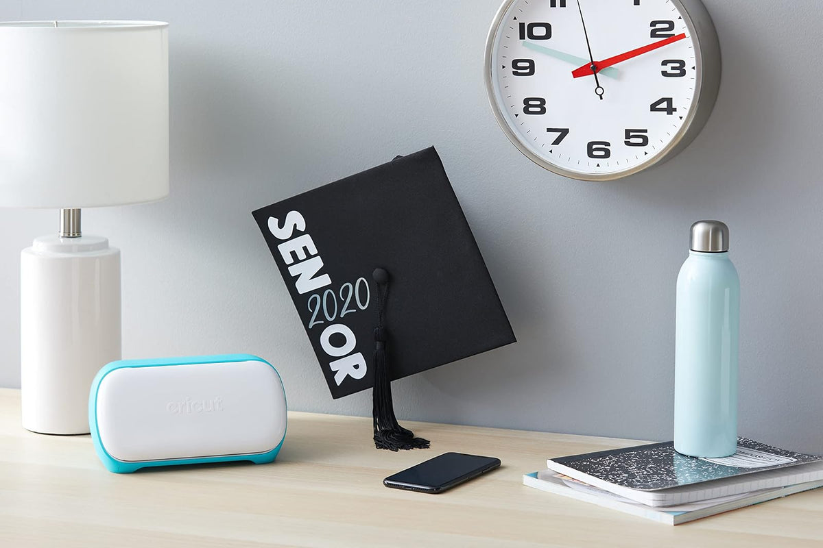 Cricut Joy Smart Iron On, blanco, paquete de 3 rollos de 2 pies (5.5 x 24 pulgadas) de vinilo de transferencia de calor para máquina Joy - corte sin mate para cortes largos