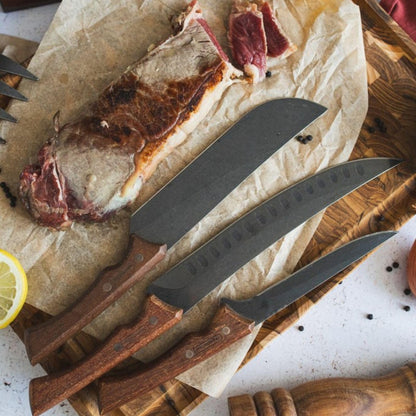 TRAMONTINA - Cuchillo para Carne Churrasco Black, con Lámina de Acero Inoxidable Oscurecido, Mango de Madera y Remaches de Acero Inoxidable, Cubierto para Cortar, Punta Curva, Tamaño de 6"