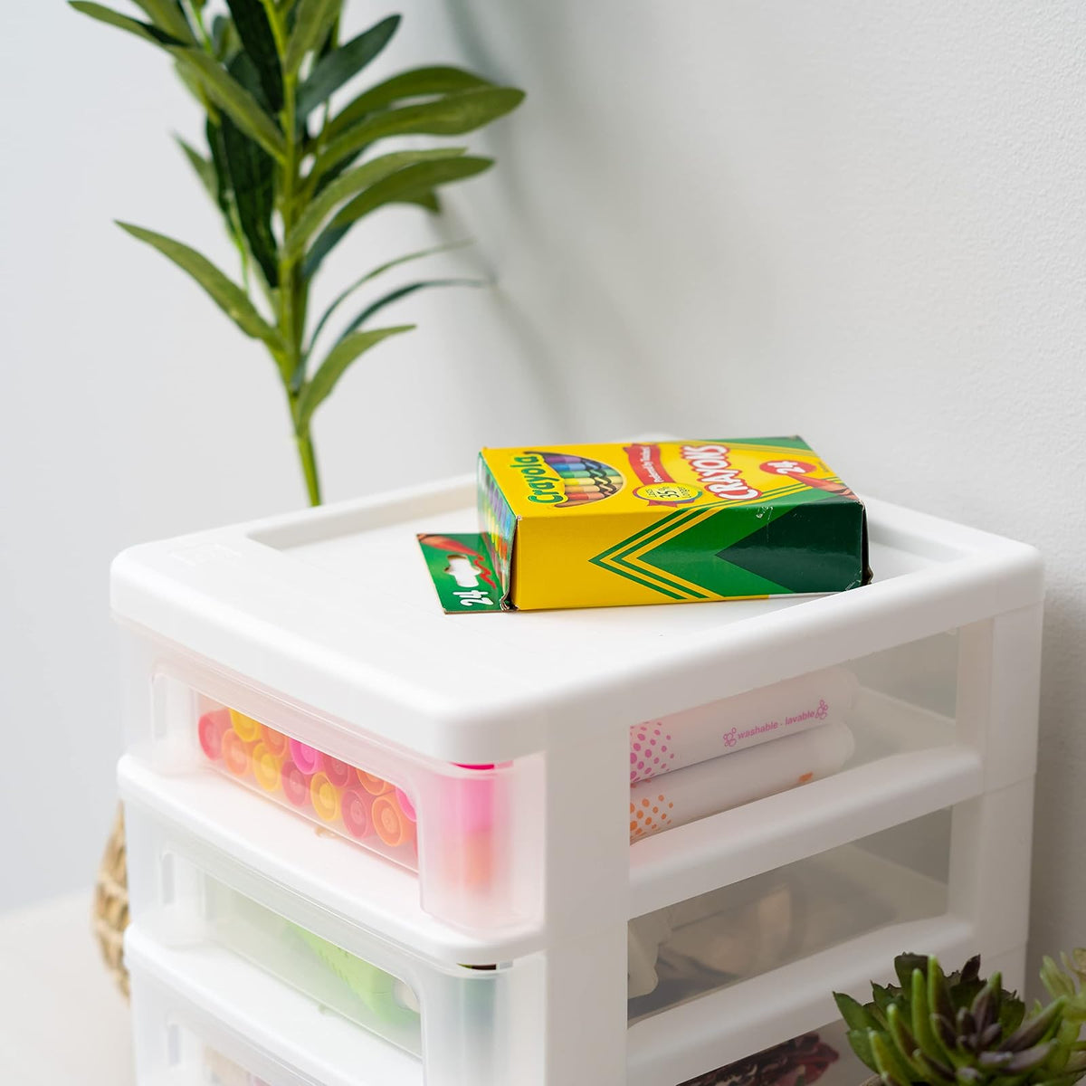 IRIS USA Pequeño Organizador de Escritorio de 4 Cajones, Paquete de 2, Apilable, para Oficina, Escuela, Papelería, Maquillaje, Baño, Suministros Médicos, Almacenamiento Versátil, Blanco