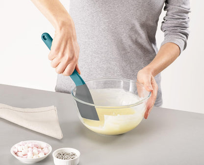 Joseph Joseph Duo Espátula de silicona con forma ergonómica, cabeza de silicona resistente al calor, perfecta para mezclar cuencos y utensilios de cocina antiadherentes