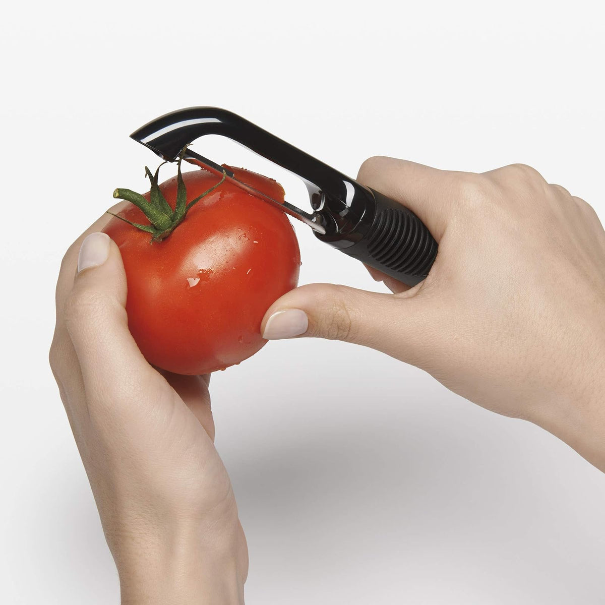 OXO Good Grips Serrated Peeler, Black