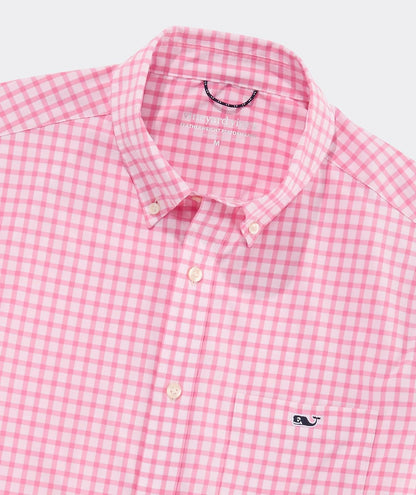 Vineyard Vines - Camisa de Rendimiento para Mujer con diseño de tiburón limón y Guinga, Bebida Rosa