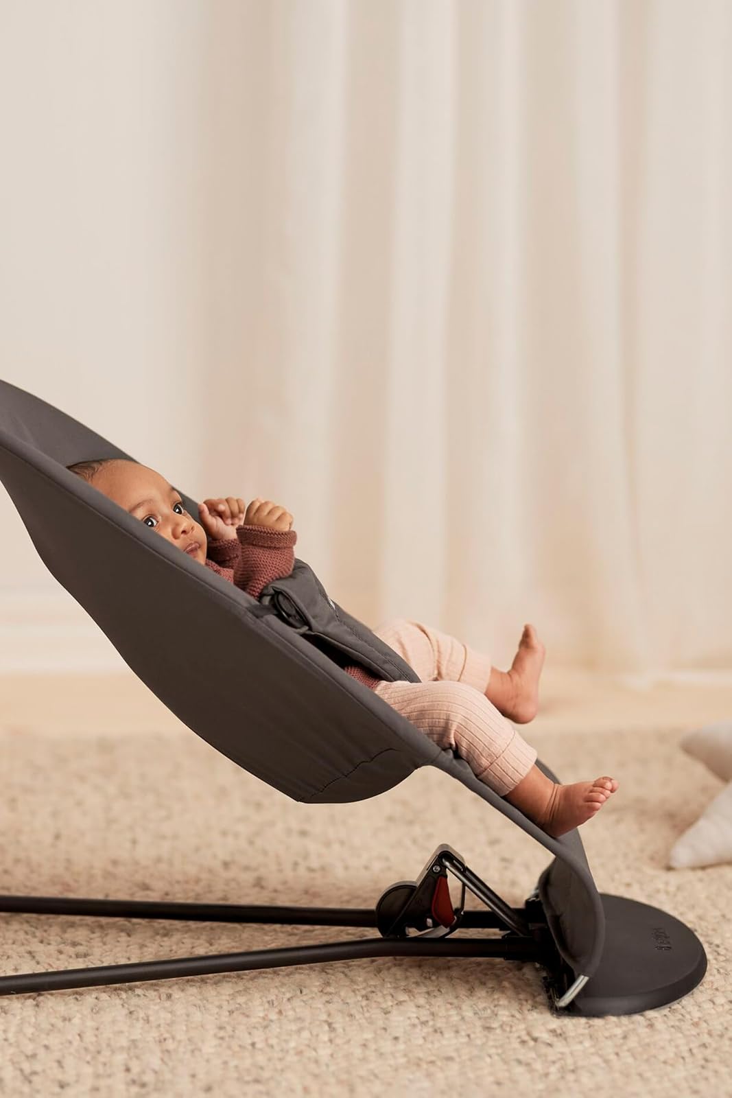 BabyBjörn Bouncer Balance Soft, Dark Gray, Woven/Jersey, Tri-Fabric | 2-in-1 Adjustable Baby Bouncer Seat and Toddler Chair, Newborn to Toddler (8-29 lbs), 4 positions, Lightweight & Portable