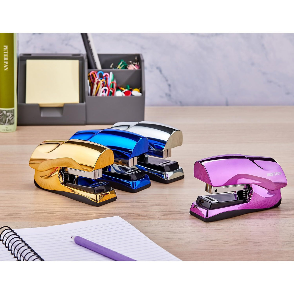 Bostitch Office - Grapadora de 40 hojas, tamaño pequeño, cabe en la palma de tu mano; morado metálico