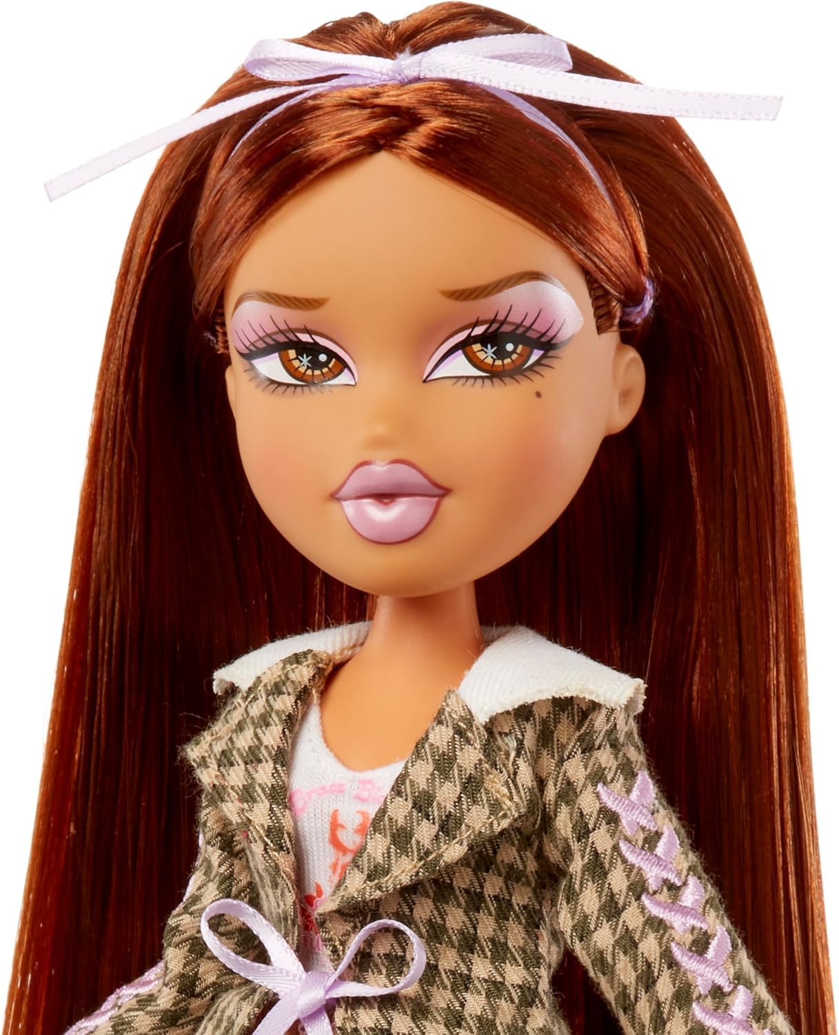 Bratz Stylin' Yasmin - Muñeca de Moda con Camiseta Personalizable Que Puedes Usar, Incluye Accesorios, Lindos Juguetes para Niñas