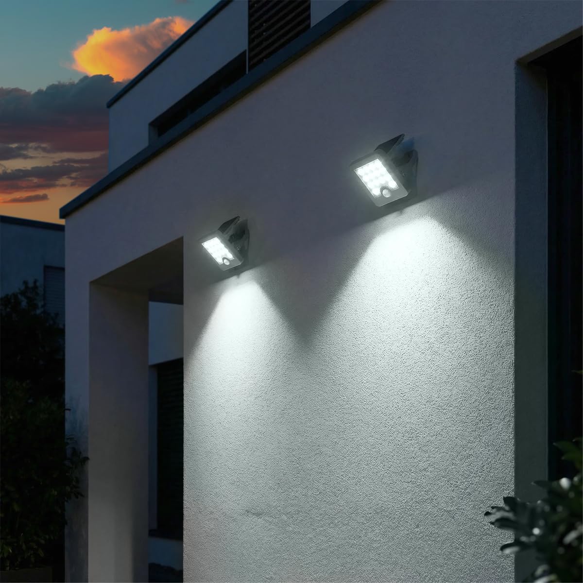 Tecnolite - Lámpara Solar LED 4 W, Luz de Día, Dirigible, Sensor de Movimiento, IP65