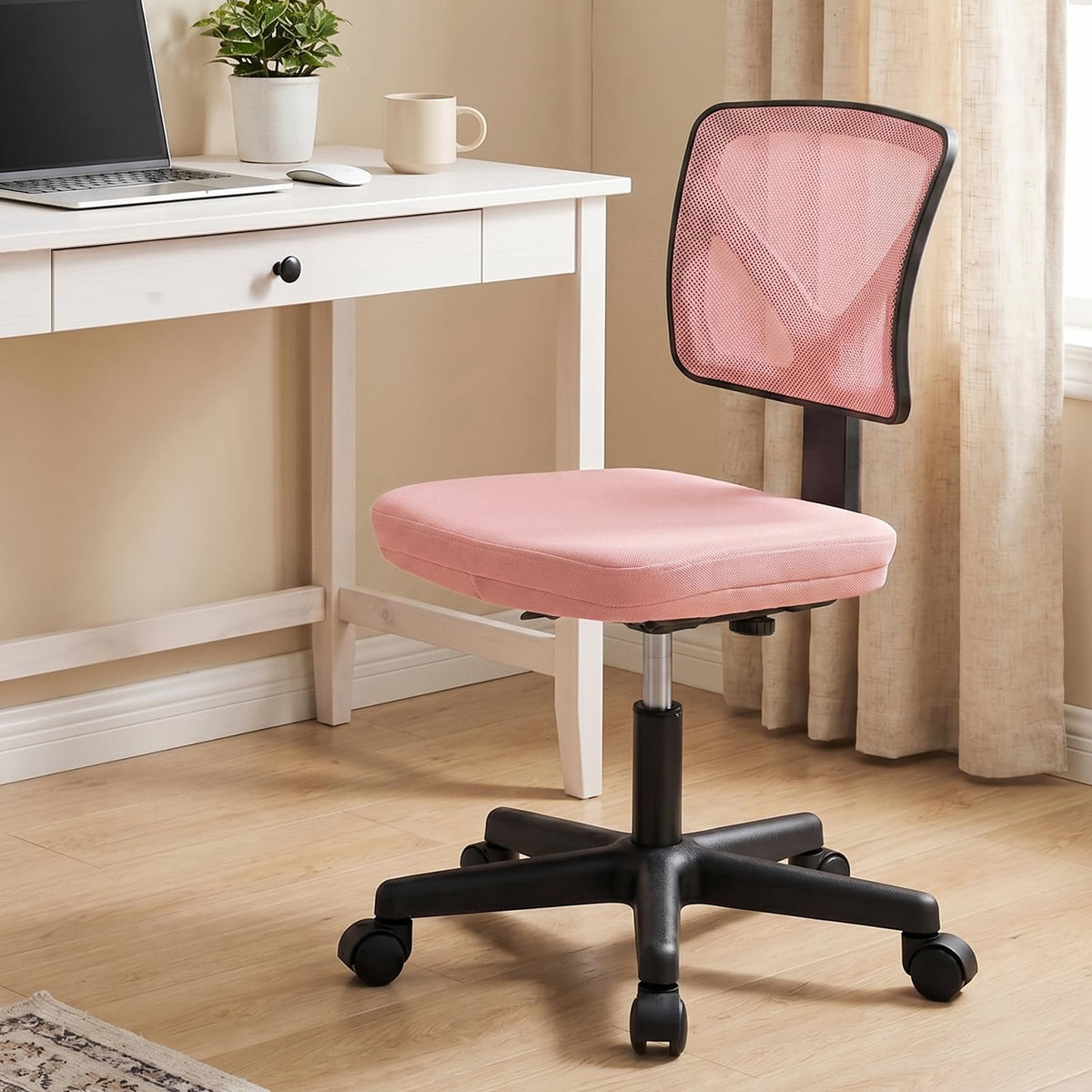 Sweetcrispy - Silla de computadora de Oficina, ergonómica, con Respaldo bajo, con Ruedas, Asiento cómodo sin Brazos, Soporte Lumbar para el hogar, recámara, Estudio, Estudiante, Adultos, Color Rosa