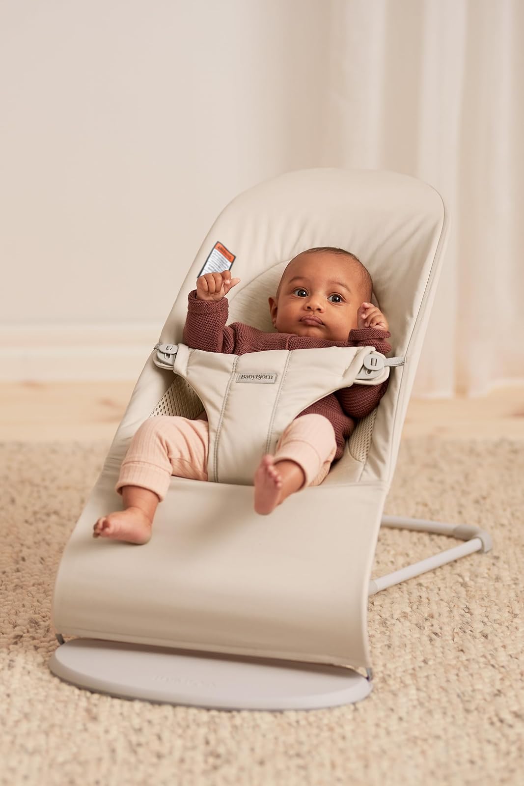 BabyBjörn Bouncer Balance Soft, Light Beige, Woven/Jersey, Tri-Fabric | 2-in-1 Adjustable Baby Bouncer Seat and Toddler Chair, Newborn to Toddler (8-29 lbs), 4 positions, Lightweight & Portable