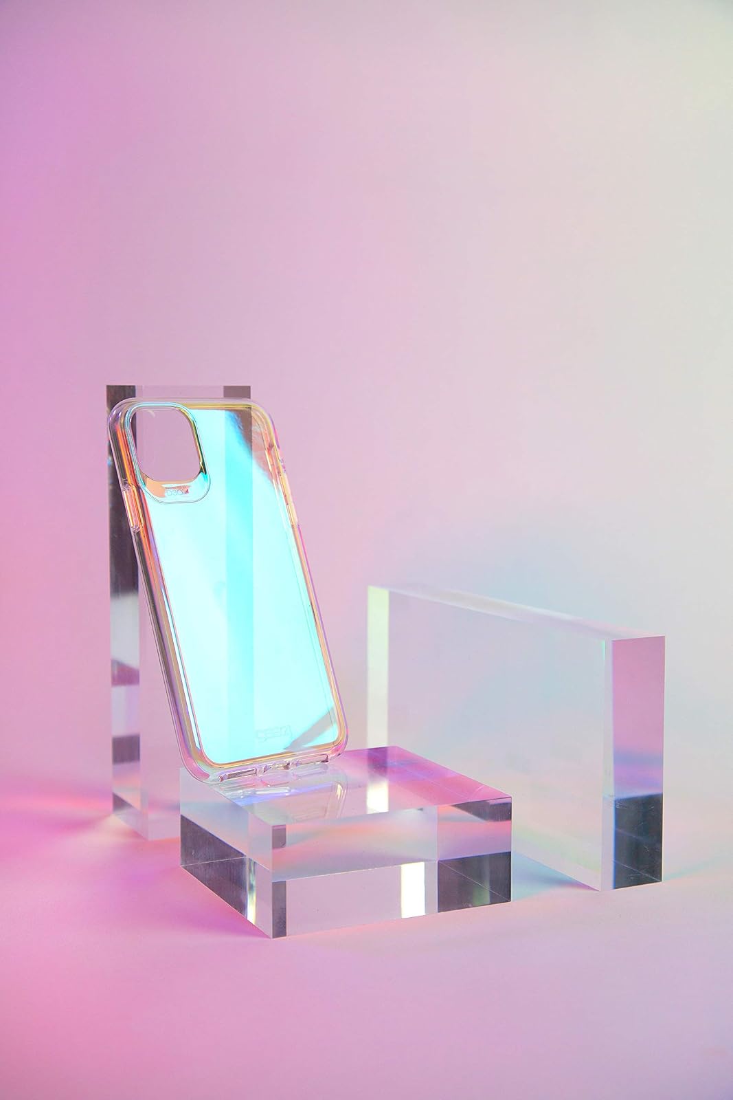 Gear4 ZAGG Crystal Palace Iridescent Compatible con iPhone 11 Pro, protección Avanzada contra Impactos con tecnología D3O integrada, Anti-amarilleo, Cubierta de teléfono – Iridiscente