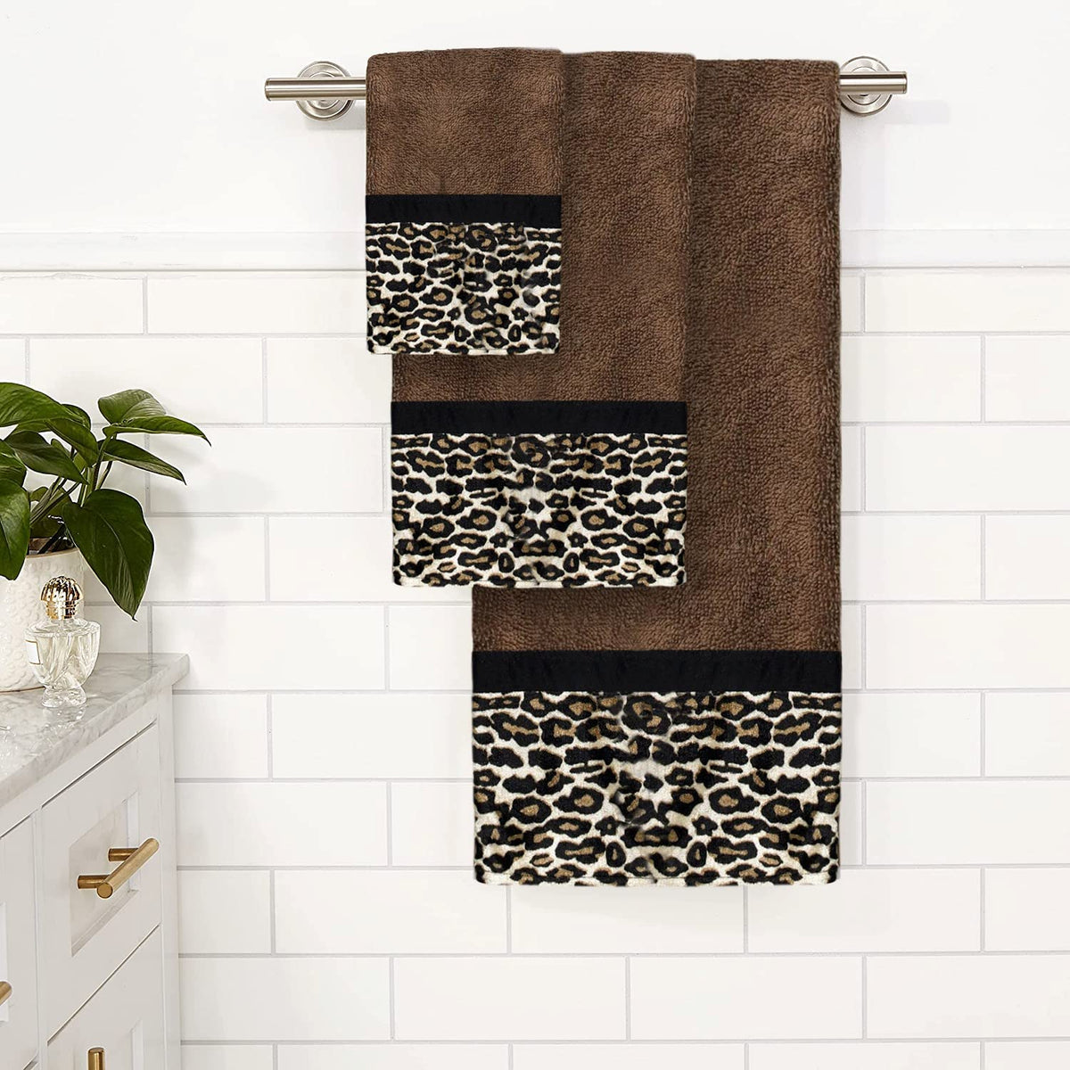 Popular Bath Toallas de baño, colección Jezella, Juego de 3 Piezas, Estampado Animal