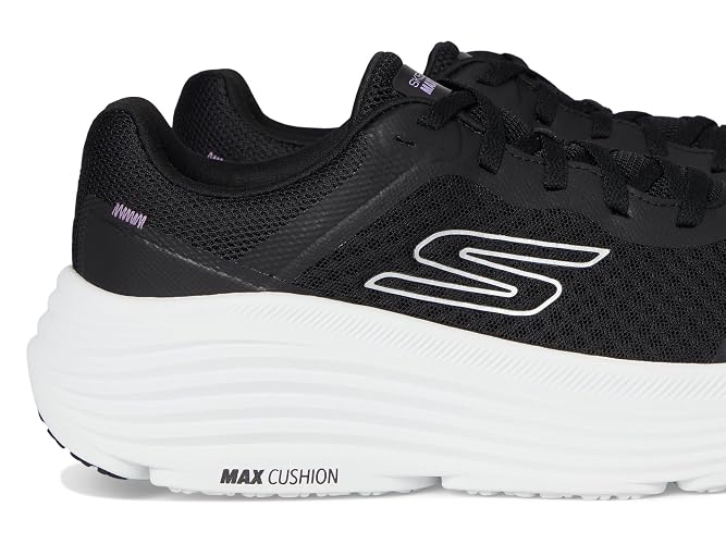 Skechers MAX Cushion Endeavour para Mujer | Amortiguación máxima, plantilla Goga Mat refrigerada por aire, entresuela ultraligera, parte superior de malla transpirable