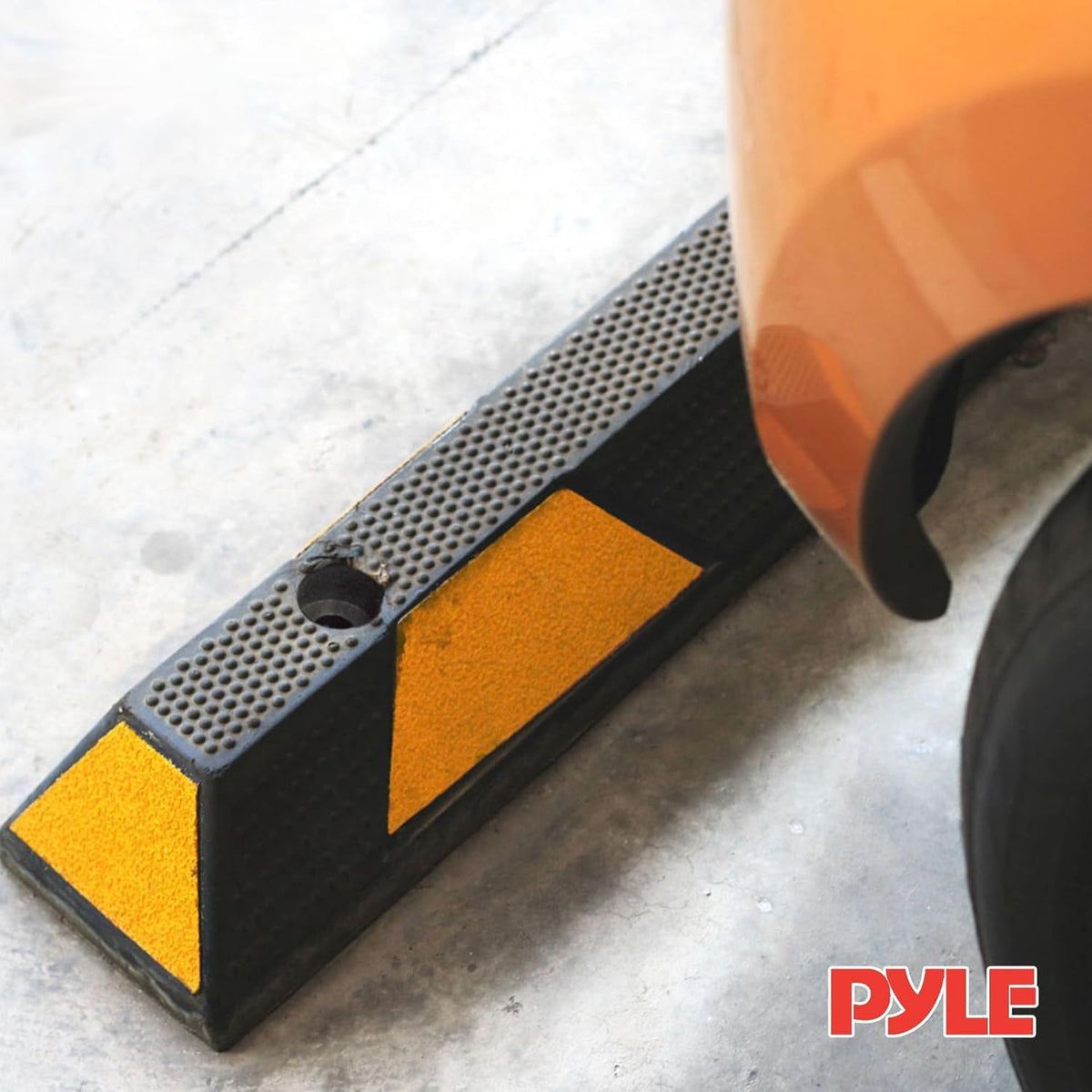 Pyle Tope de Estacionamiento para Garaje, Tope de Piso de Goma Extra Ancho de 183 cm, Resistente para Estacionamientos, Ideal para Vehículos, Camiones, Entradas, Protege Parachoques, Negro
