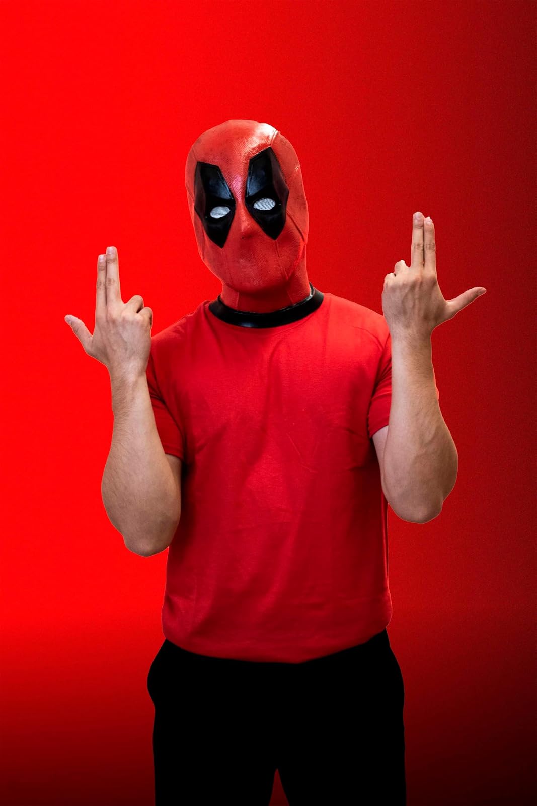 Ghoulish Productions Deadpool Máscara de Látex Completa - Con Licencia Oficial de Colección en Rojo y Negro Mediana - Accesorio para Disfraz de Superhéroe Halloween y Cosplay