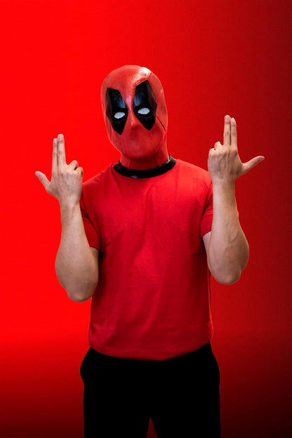 Ghoulish Productions Deadpool Máscara de Látex Completa - Con Licencia Oficial de Colección en Rojo y Negro Mediana - Accesorio para Disfraz de Superhéroe Halloween y Cosplay