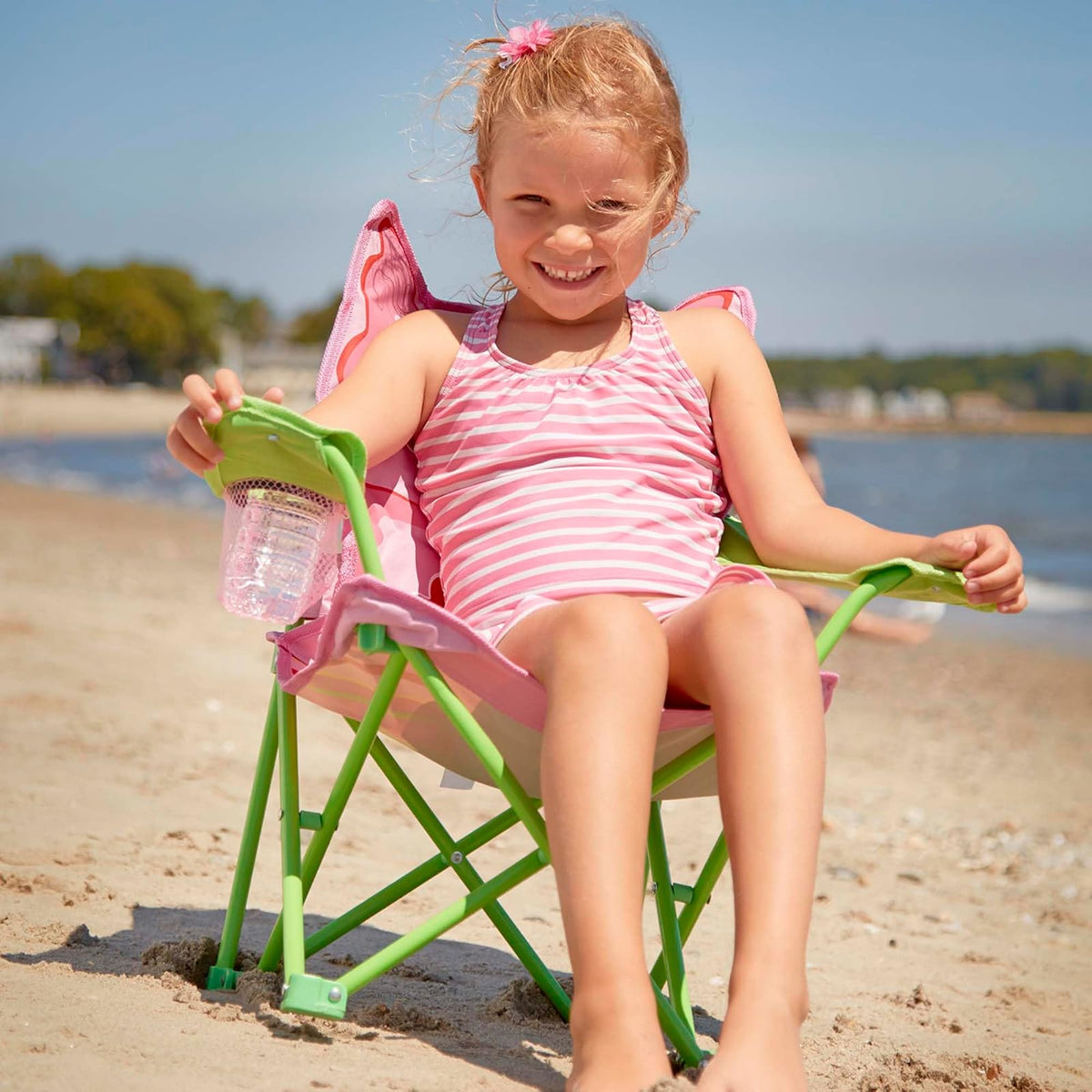Melissa & Doug Silla Infantil Plegable con Mariposa, para Exteriores, Fácil de Abrir, Práctico Portavasos, Materiales Fáciles de Limpiar, Bolsa para Transportar
