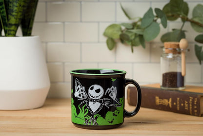 Silver Buffalo Disney The Nightmare Before Christmas Your Worst Nightmare With Jack Skellington Taza de cerámica para campista, 20 onzas