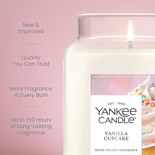 Yankee Candle Vela perfumada de vainilla para magdalenas, tarro grande de 22 onzas, hasta 150 horas de combustión, regalo para cumpleaños