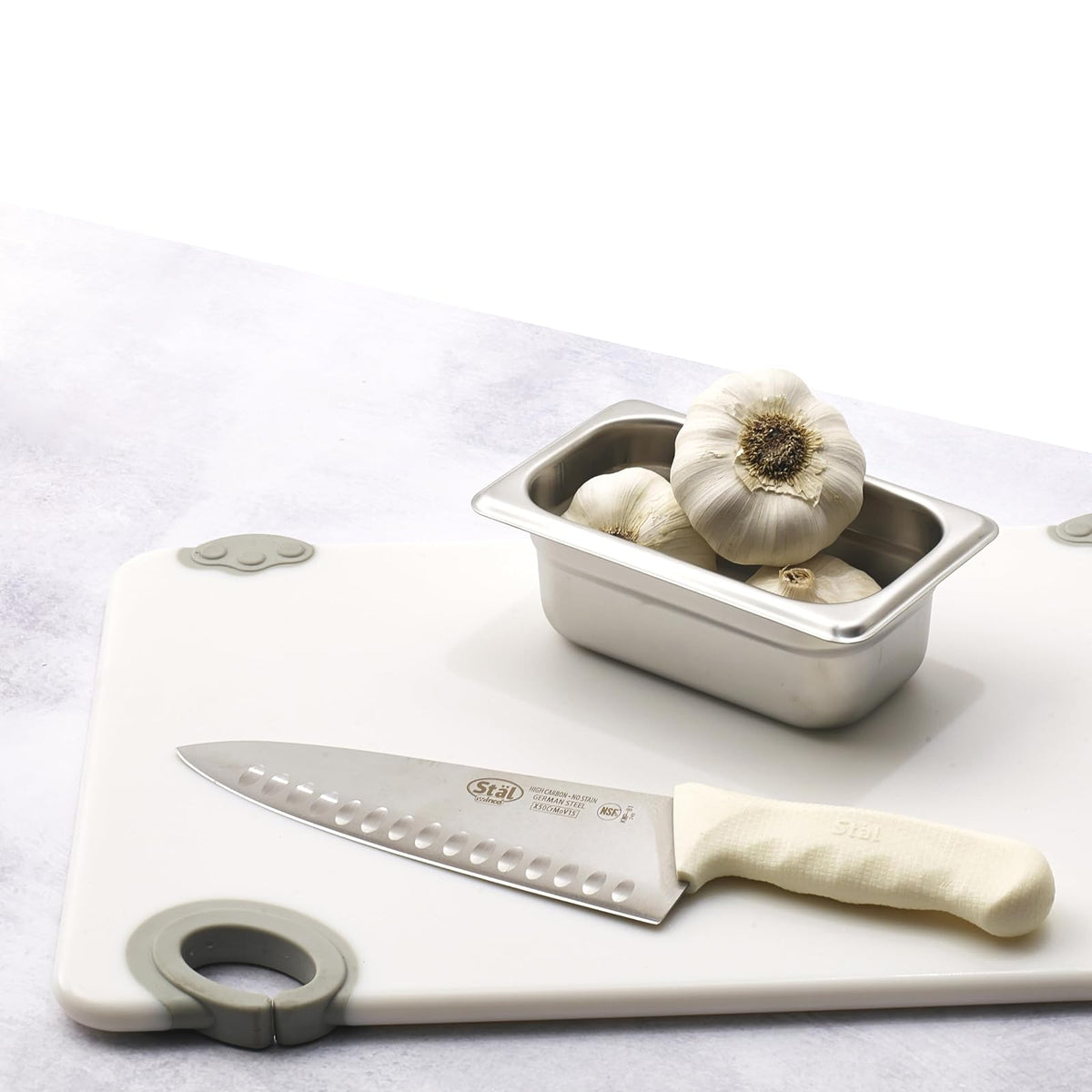Winco Cuchillo de chef de grado comercial de 8 pulgadas con mango hueco, blanco