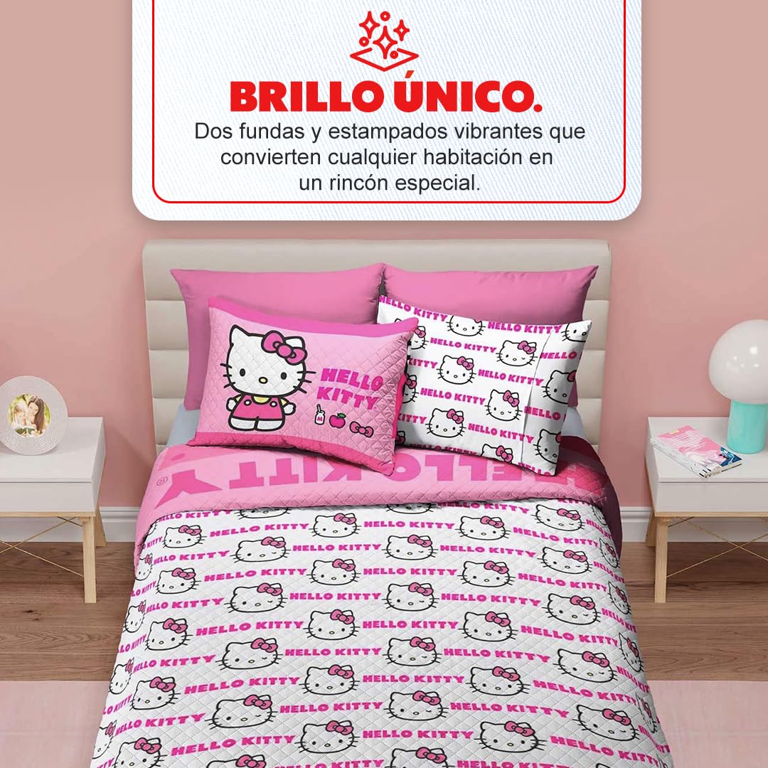 Providencia Edrecolcha Matrimonial 1.90 x 2.25 m con 2 Fundas para Almohada 70 x 50 cm. Hello Kitty. Mezcla Ideal Entre edredón y Colcha. Súper Suave, sin Calor. Lava fácil. Poliéster