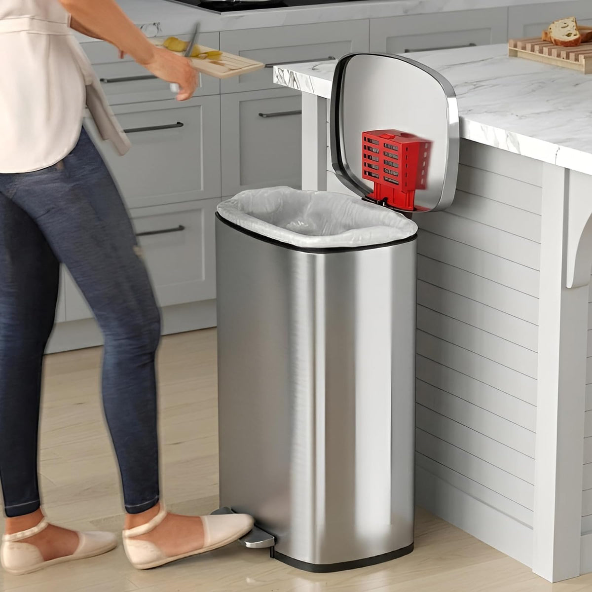iTouchless softstep 13,2 Galón Acero inoxidable Paso Trash Can, 50 Litro Pedal Kitchen Trash Can