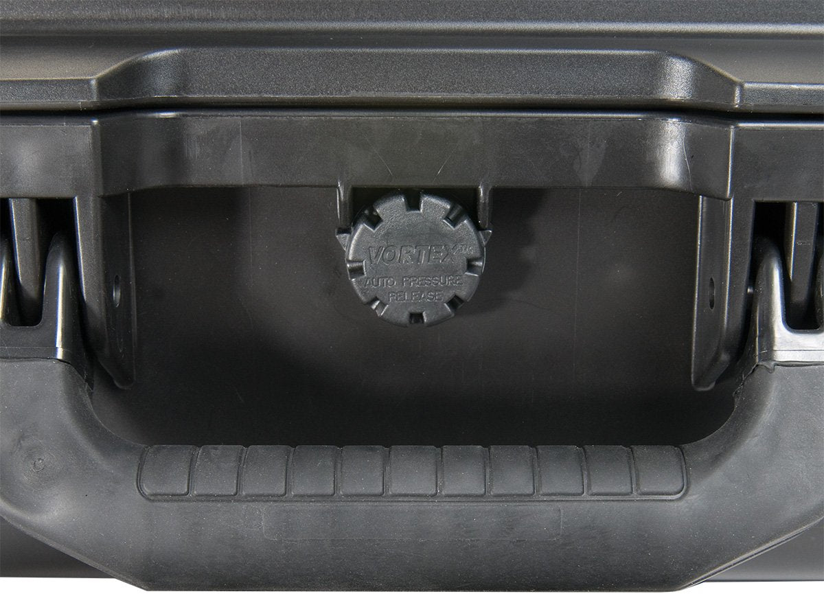 Pelican Storm IM2050-00001 Case With Cubed Foam Hardigg, black