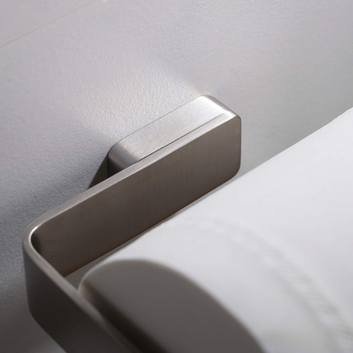 KRAUS Stelios - Soporte para papel higiénico para baño, acabado de níquel cepillado, KEA-19929BN