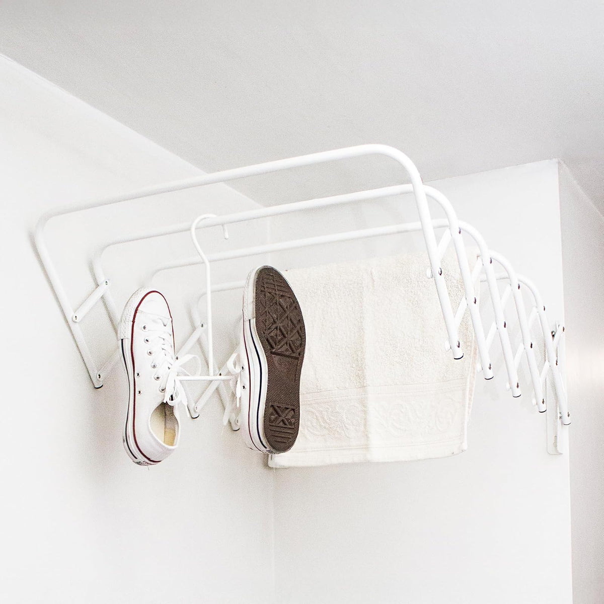 Tendedero de Pared Extensible Tipo Acordeón, Plegable y Compacto, Blanco, Ideal para Interiores y Exteriores, 80 cm