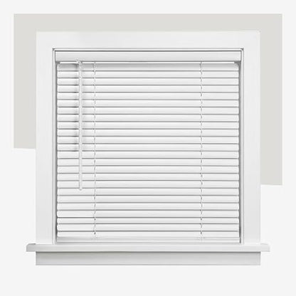 CHICOLOGY - Mini persianas para ventanas de interior, 17 pulgadas de ancho x 72 pulgadas de alto, persianas de vinilo horizontales blancos, inalámbricas, fáciles de instalar, elegante ajuste de perfil