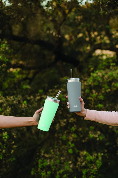 Ello Beacon Vaso de acero inoxidable aislado al aspiradora con tapa deslizante y popote opcional