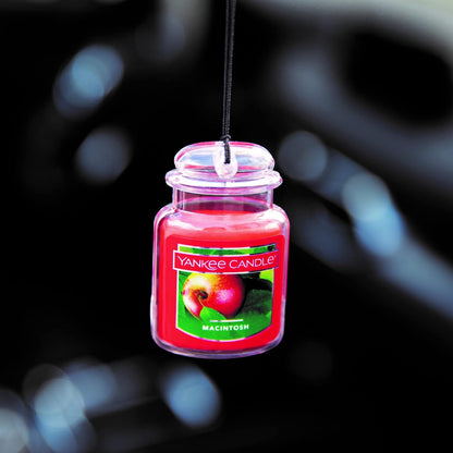 Yankee Candle Ambientadores para Automóvil, Tarro Colgante para Automóvil, con Aroma a Macintosh, neutraliza los olores hasta 30 días