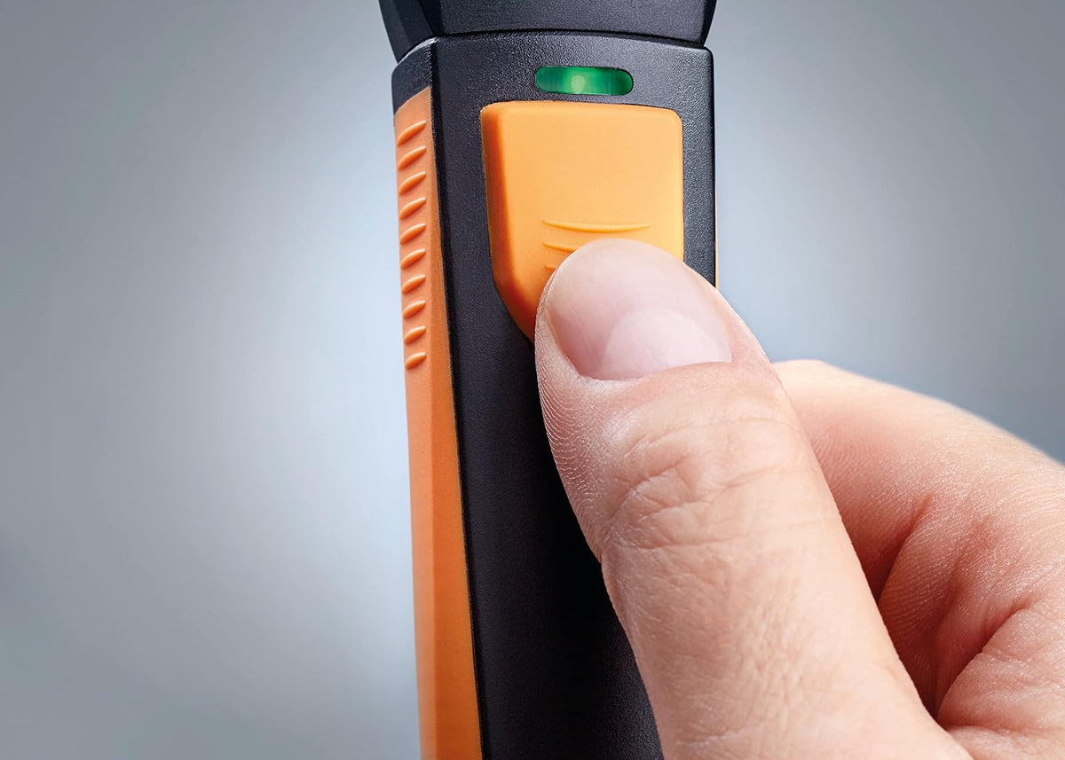 testo 405i Anemómetro de cable caliente I Sonda inteligente inalámbrica para velocidad del aire, flujo de aire y temperatura en el conducto