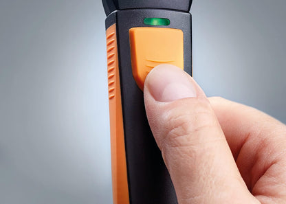 testo 405i Anemómetro de cable caliente I Sonda inteligente inalámbrica para velocidad del aire, flujo de aire y temperatura en el conducto