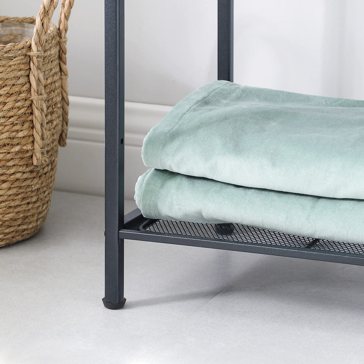 SONGMICS Estanteía de Almacenamiento de 5 Niveles, Estantería de Baño, Soporte de Planta Extensible con Estante Ajustable, para Baño, Salón, Balcón, Cocina, Negro Clásico MBSC35BK