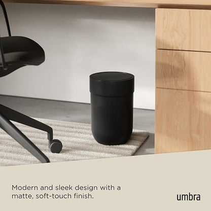 Umbra Touch Bote de Basura Pequeño con Tapa para Baño u Oficina, 6L, Negro