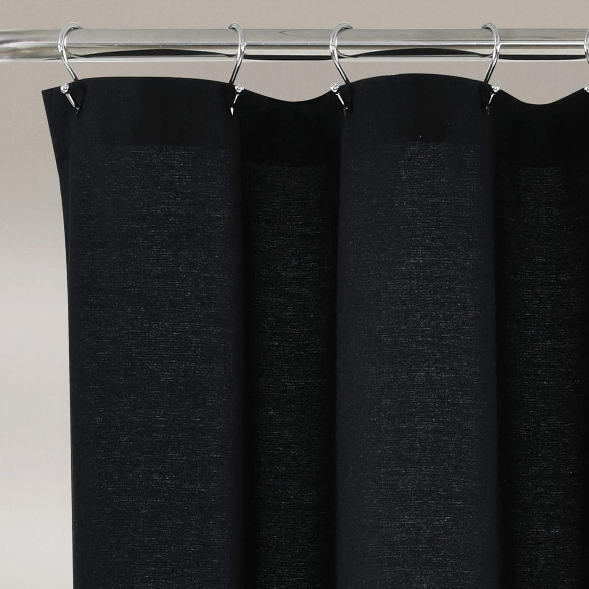 Lush Decor - Cortina de Ducha de Lino con Botones, 72 Pulgadas de Ancho x 72 Pulgadas de Largo, Negro y Blanco Roto – Tela de Cortina de Ducha Negra – Cortina de baño – Decoración de baño de Granja