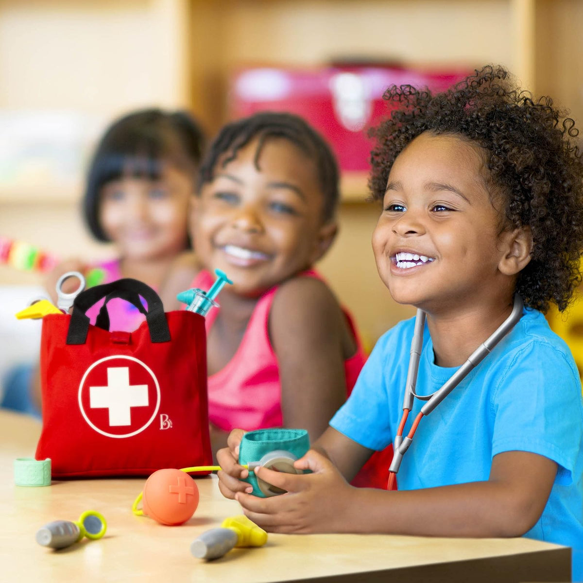 B. toys - Minikit de cuidados médicos - Juego de Doctor - Herramientas para médicos realistas - Juego de Juguete para niños pequeños - Juguete Educativo - 18 Meses+