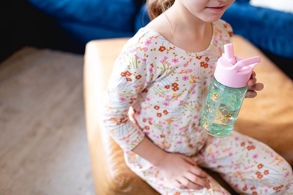 Simple Modern Disney Princess - Botella de agua para niños, de plástico, sin BPA, con tapa de popote a prueba de fugas, reutilizable y duradera para niños pequeños, niñas, colección Summit | 12 onzas,