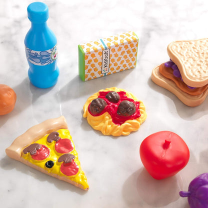 KidKraft 63509 Surtido de comida de juguete con 30 piezas de alimentos, juego de imitación para niños con accesorios incluidos, Multicolor