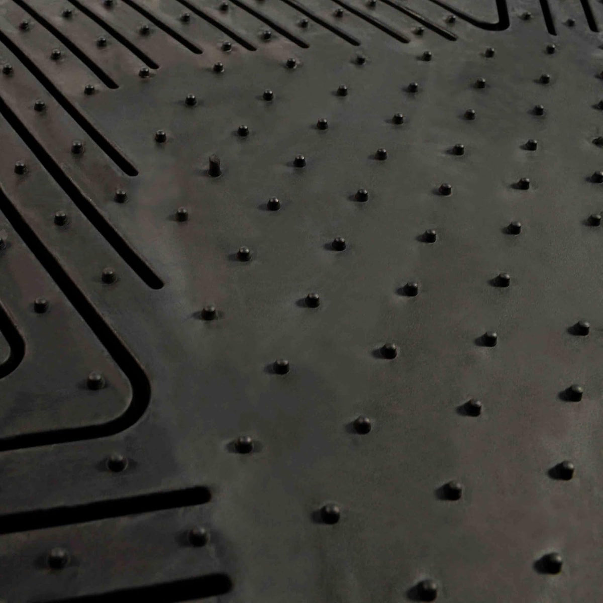 FANMATS 8774 Las Vegas Raiders - Juego de 2 Alfombrillas de Vinilo Resistentes para Automóvil, Alfombrillas de Fila Delantera, protección para Todo Tipo de Clima, Ajuste Universal, diseño de resevorio