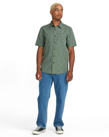 Volcom Bankstone - Camisa Tejida de Manga Corta para Hombre, Ligera, Abotonada, Mezcla de algodón Suave, Ajuste Casual para Verano