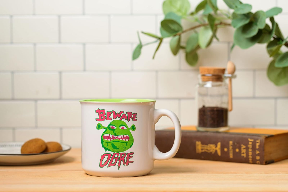 Silver Buffalo Shrek Beware - Taza de cerámica para campista (20 oz)