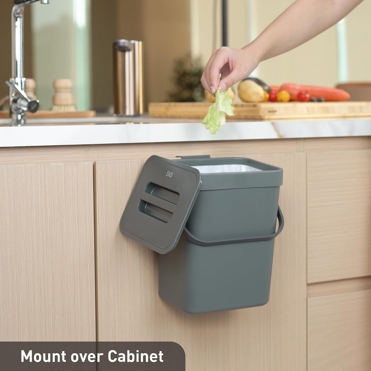 EKO Puro - Mini cubeta de basura para colgar en la pared con tapa, cubeta de compostaje de residuos de alimentos para interiores, 0.79 galones / 3L pequeño cubeta de basura para cocina (gris)