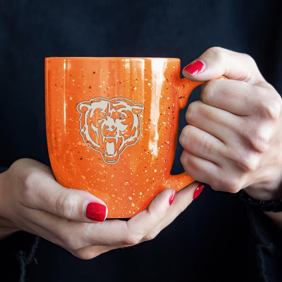 Rico Industries NFL Football Chicago Bears Alternate - Taza de café de cerámica moteada grabada con láser de 16 onzas