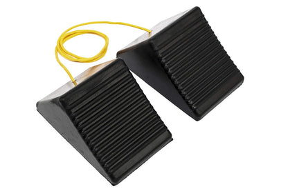 MaxxHaul Calzas de Goma con Tornillo de Ojo para Remolque y Camión, Paquete de 2 - MaxxHaul 50012- 8" x 5" x 4"