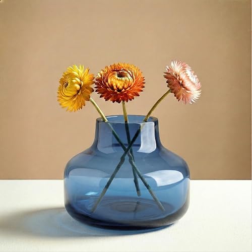 Torre & Tagus - Jarrón de vidrio redondo de color sólido para flores, florero único de 4 pulgadas de alto, jarrón de botella transparente hecho a mano para decoración moderna del hogar, jarrón de brotes como decoración decorativa de estante o regalo de bo