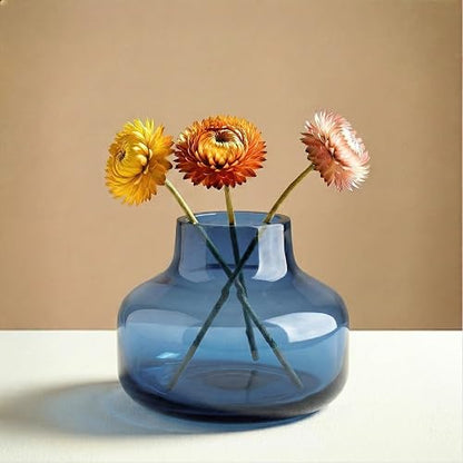 Torre & Tagus - Jarrón de vidrio redondo de color sólido para flores, florero único de 4 pulgadas de alto, jarrón de botella transparente hecho a mano para decoración moderna del hogar, jarrón de brotes como decoración decorativa de estante o regalo de bo