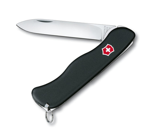 Victorinox Sentinel Negra con Bloqueo, 111 mm, 4 Usos | Gran hoja ultraligera ideal para acampar y al aire libre. Mango ergonómico de poliamida negro.