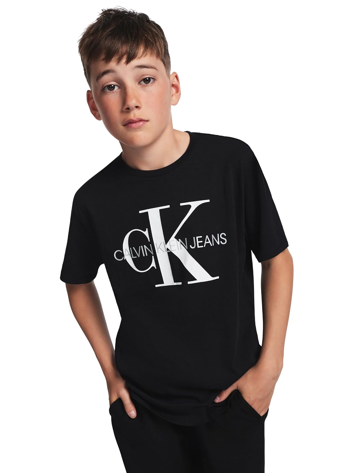Calvin Klein - Playera de Manga Corta con Bolsillo y Cuello Redondo para niños, Suave, cómoda, Ajuste Relajado